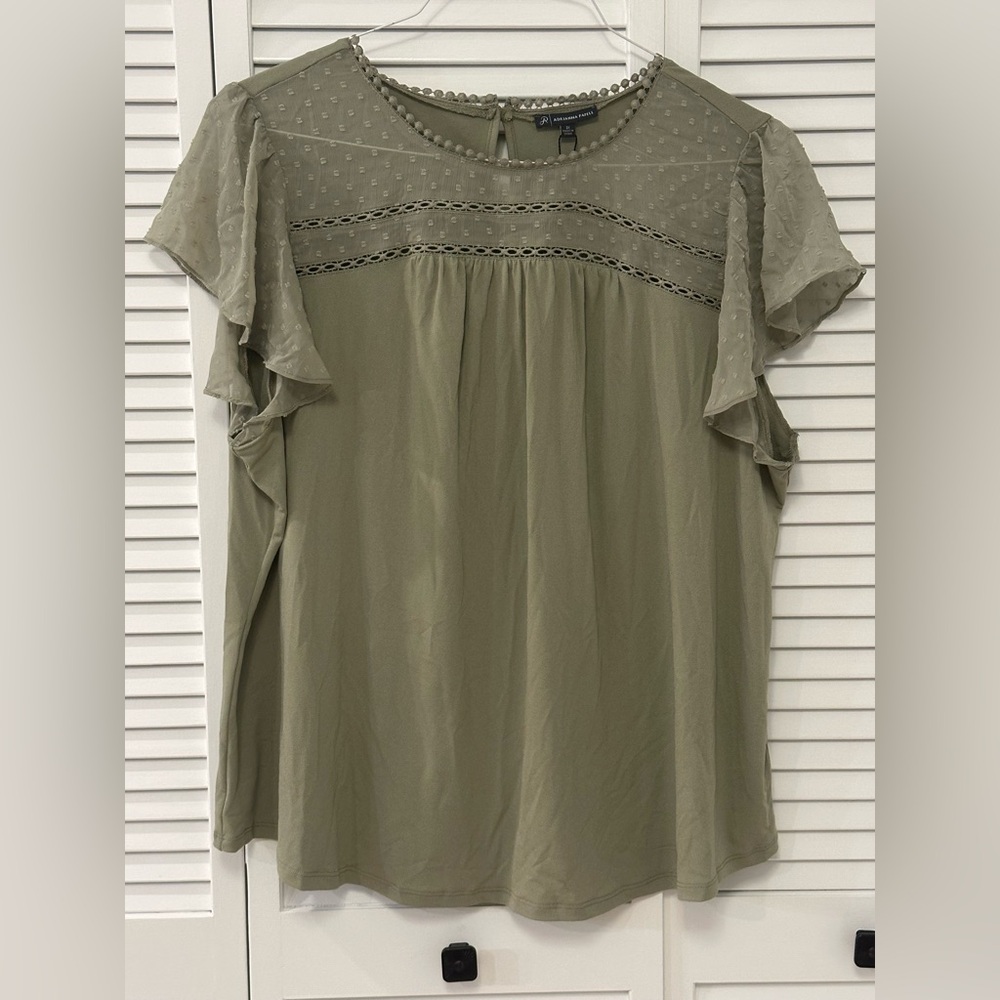 Adrianna Papell Green Short Ruffled Sleeve Shirt 3X - NWT